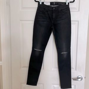 7 for all mankind the skinny slim illusion. Size 27